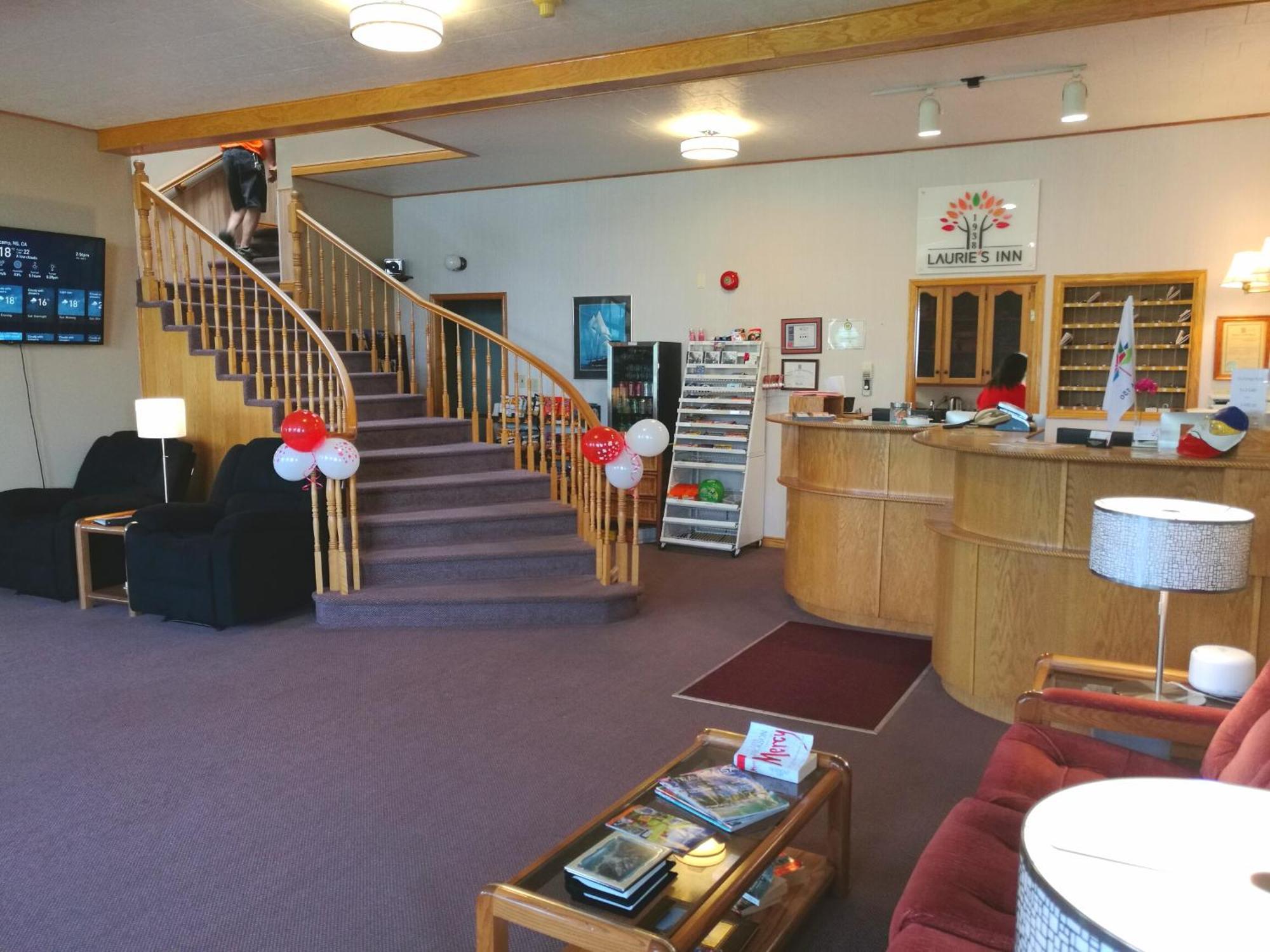 Laurie'S Inn เชทิแคมป์ ภายนอก รูปภาพ